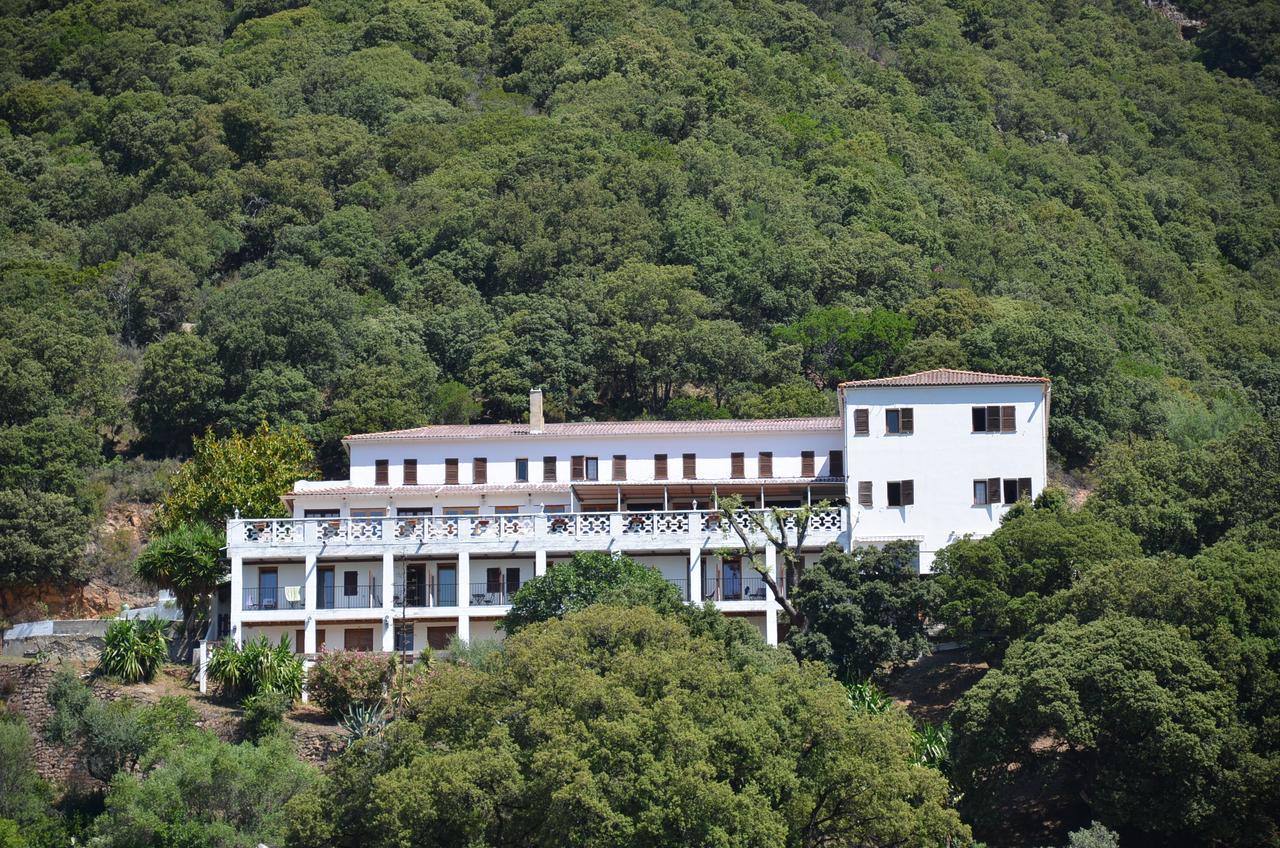U Fracintu Hotell Fozzano Exteriör bild
